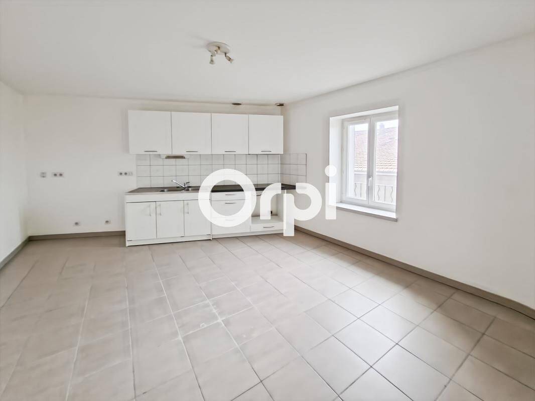 Appartement 2 pièces 44 m² · à Larajasse · 44,2 m² · 390 €/mois