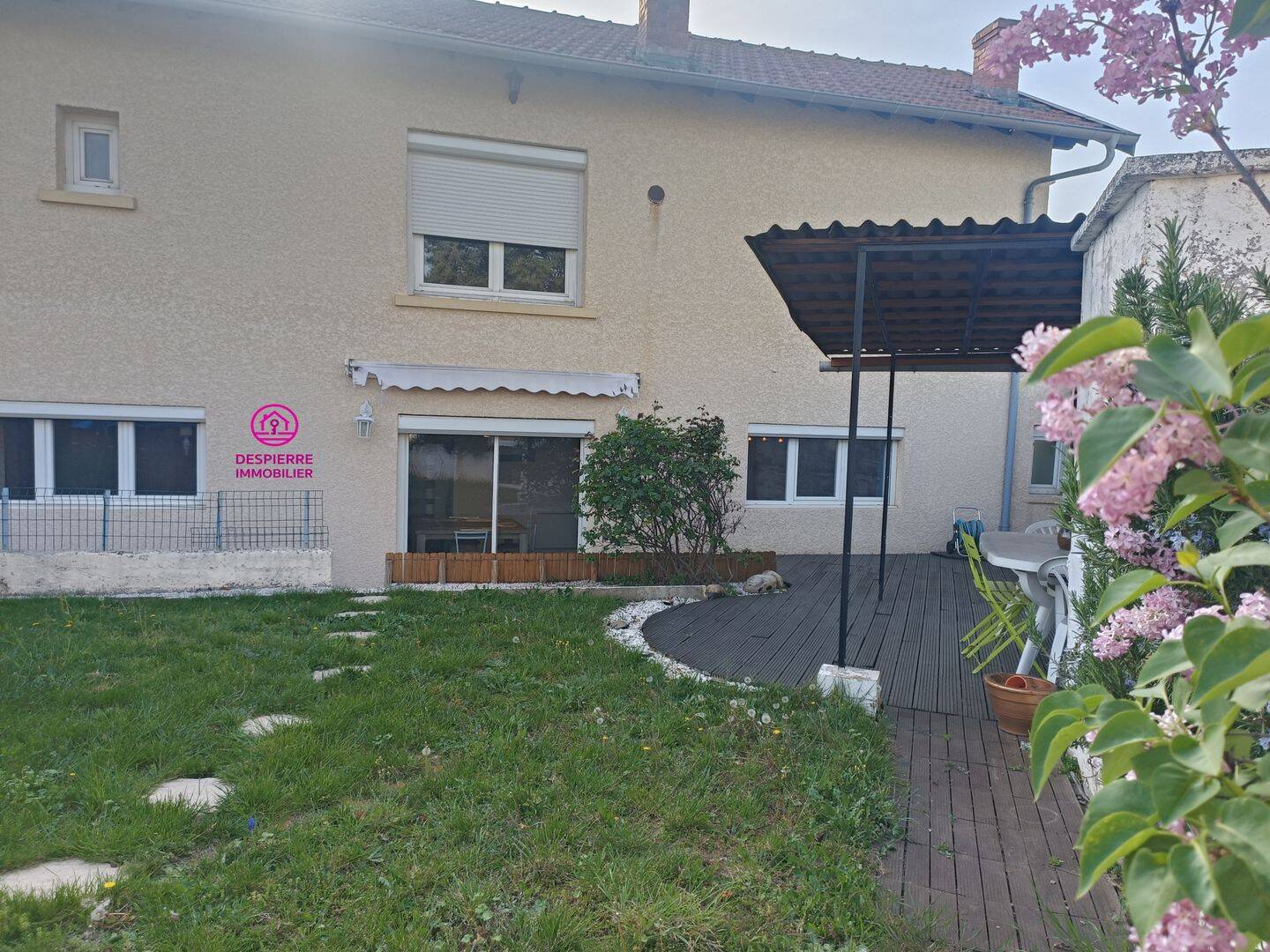 Maison 4 pièces 100 m² · à Chanas · 100 m² · 199 000 €