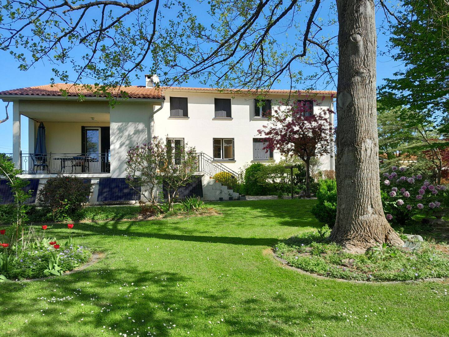 Maison 10 pièces 230 m² · à Saint-Nicolas-de-la-Grave · 230 m² · 315 000 €