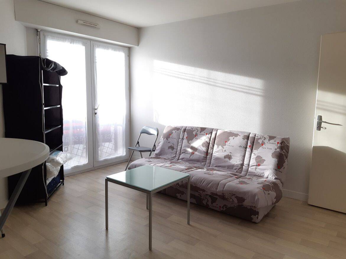 Appartement 1 pièce 25 m² · à La Roche-sur-Yon · 24,9 m² · 428 €