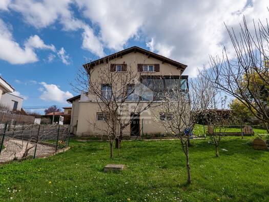 Maison à vendre 620 000 € 7 pièces 6 chambres 159 m² 1 033 m² de terrain Mornant 69440