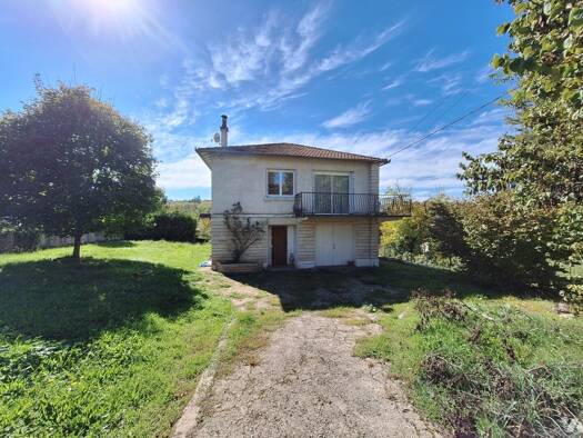 Maison à vendre 142 425 € 4 pièces 3 chambres 105 m² 602 m² de terrain Villefranche-de-Rouergue 12200