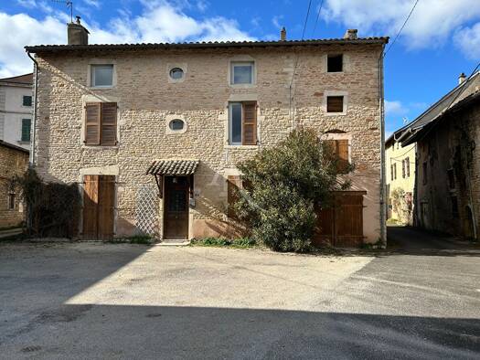 Immeuble à vendre 290 000 € 342 m² Uchizy 71700