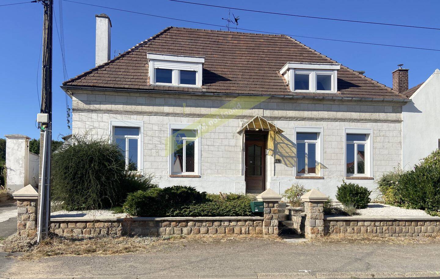 Maison 5 pièces 131 m² · à Agnez-lès-Duisans · 131 m² · 229 000 €