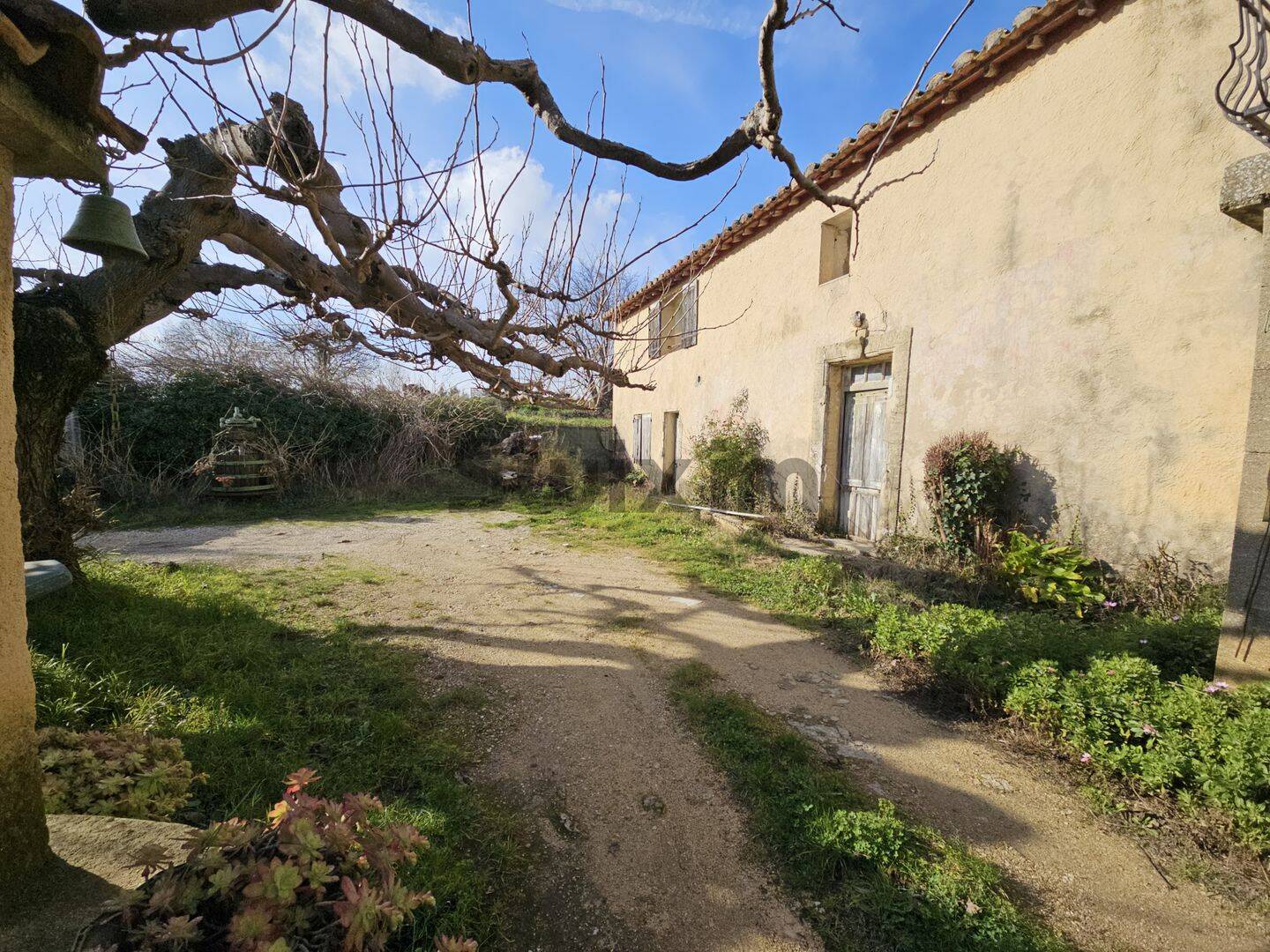 Maison 6 pièces 145 m² · à Castillon-du-Gard · 145 m² · 161 000 €