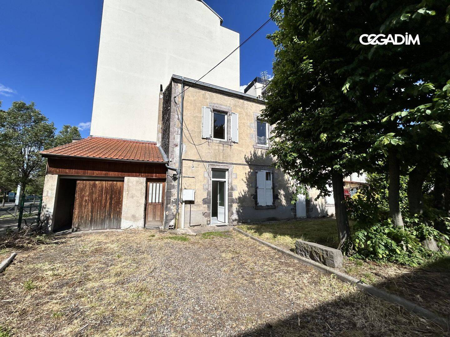 Maison 4 pièces 121 m² · à Clermont-Ferrand · 121,2 m² · 955 €/mois