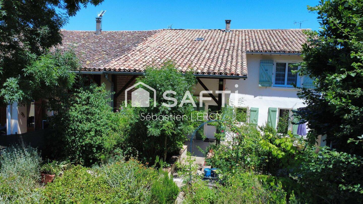 Maison 6 pièces 200 m² · à Beaumont-de-Lomagne · 200 m² · 189 900 €