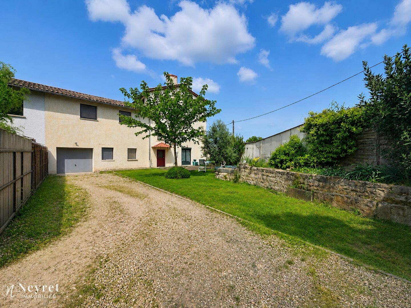 Maison 6 pièces 166 m² · à Trévoux · 166,3 m² · 399 000 €