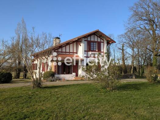 Maison à vendre 154 000 € 4 pièces 3 chambres 107 m² 4 400 m² de terrain Classun 40320