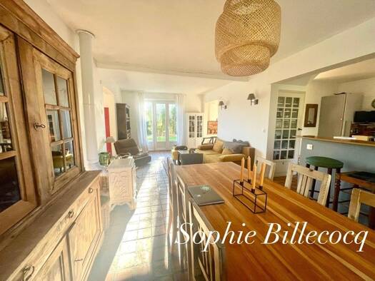 Maison à vendre 385 000 € 6 pièces 4 chambres 154 m² 3 438 m² de terrain Le Heaulme 95640