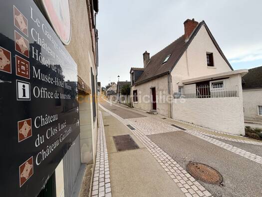 Maison à vendre 242 190 € 3 pièces 2 chambres 87 m² 88 m² de terrain Nord-Nord Est Amboise 37400