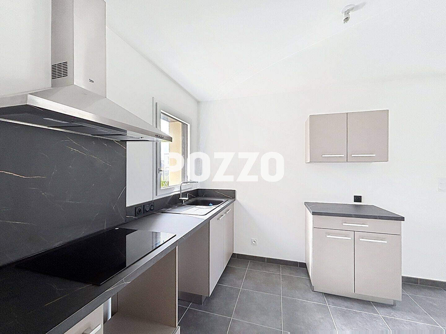 Maison 6 pièces 119 m² · à Bayeux · 118,5 m² · 1 400 €/mois