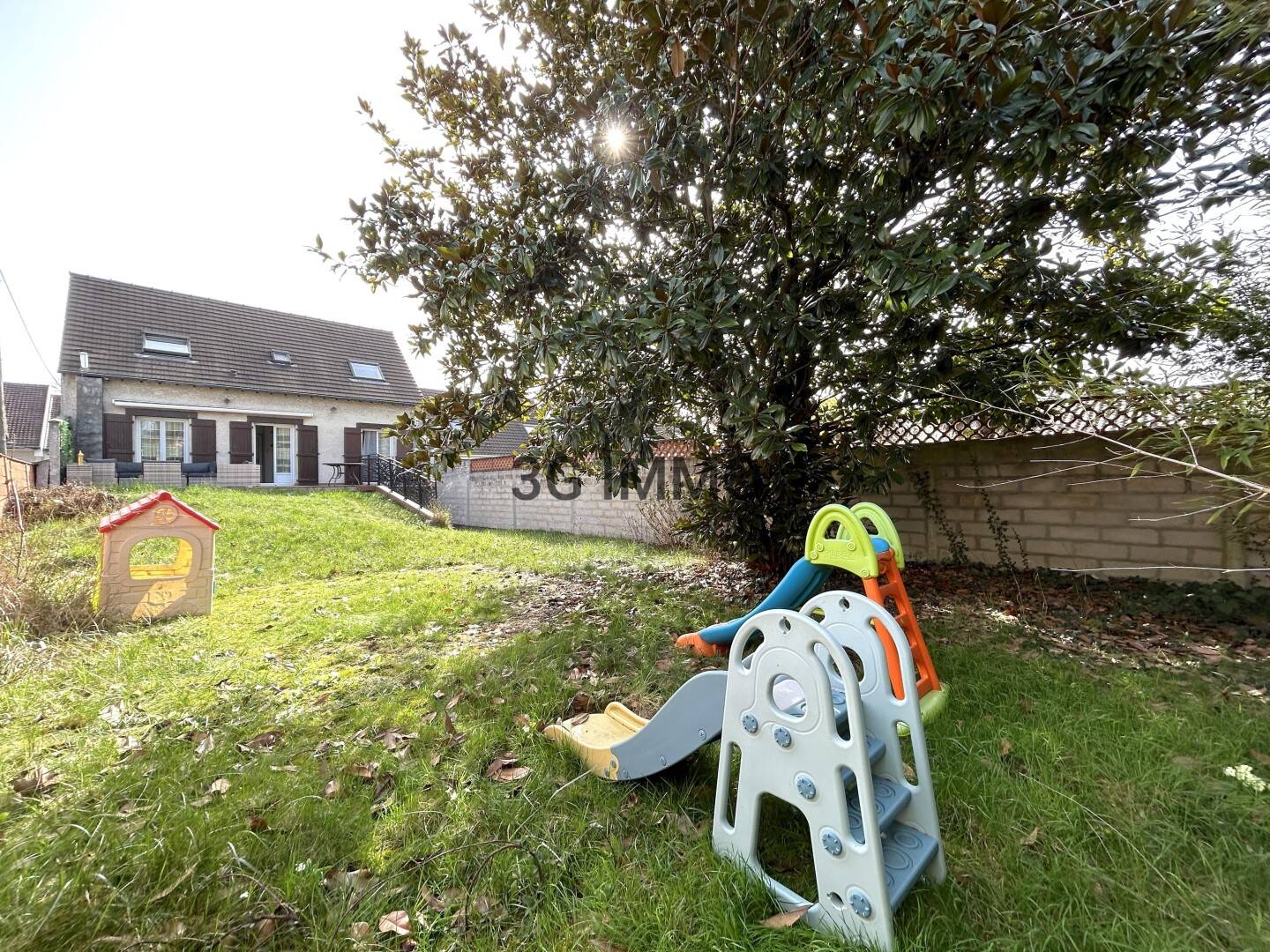 Maison 5 pièces 100 m² · à Livry-Gargan · 100 m² · 359 000 €