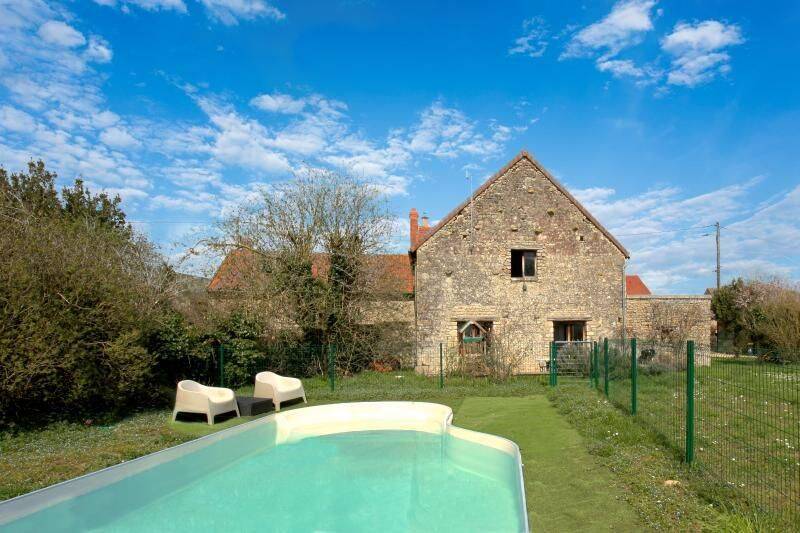 Maison 6 pièces 175 m² · à Sermaises · 175 m² · 273 000 €