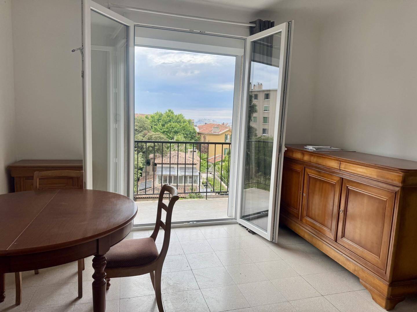 Appartement 3 pièces 62 m² · à Marseille 7ème Arrondissement · 62 m² · 1 280 €