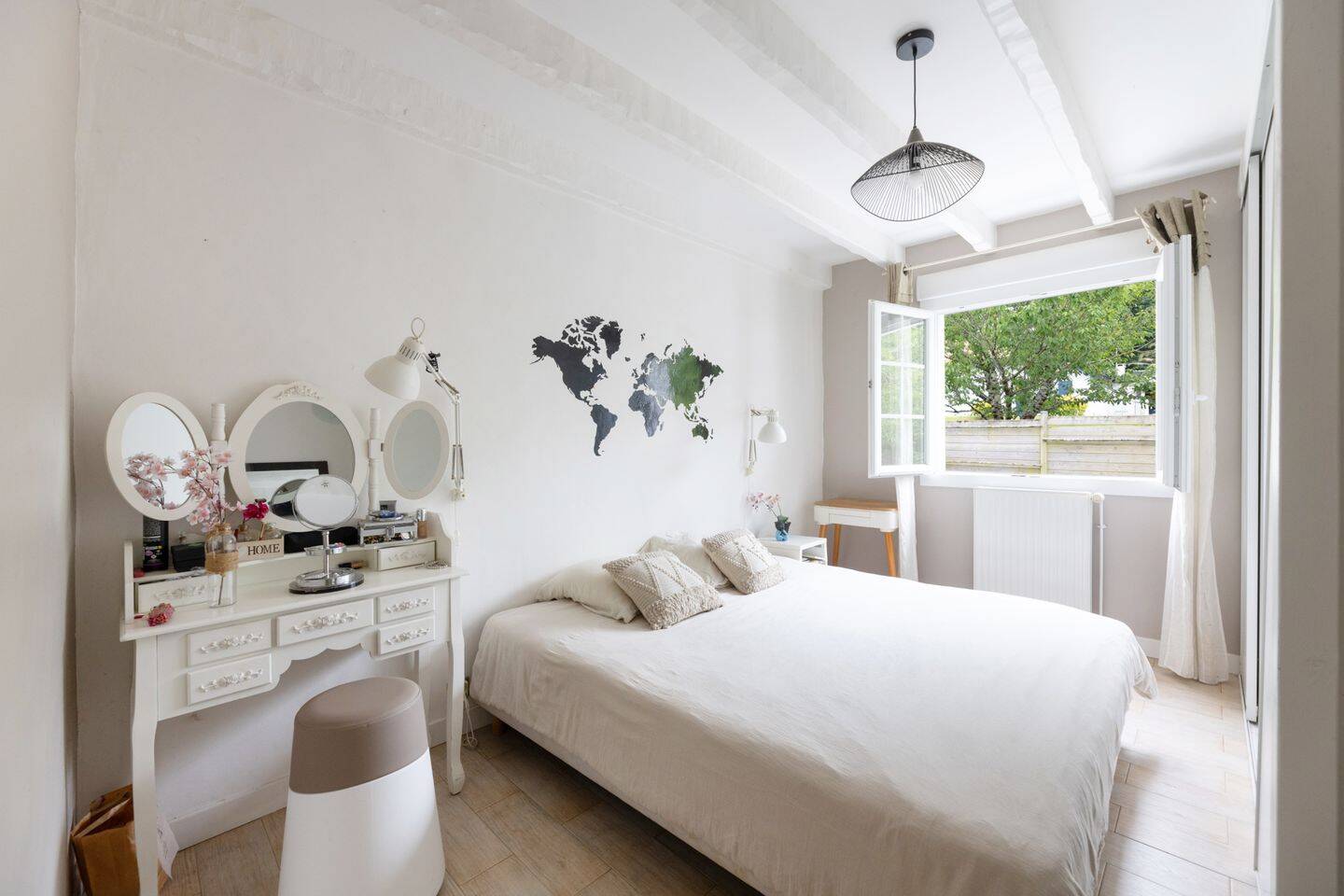 Maison 10 pièces 270 m² · à Urrugne · 270 m² · 699 000 €