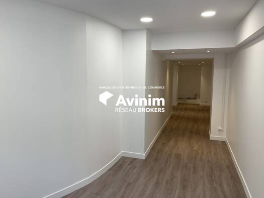 Local commercial à louer 1 087 € 34 m² de surface de vente Anatole France-Danton Le Havre 76600