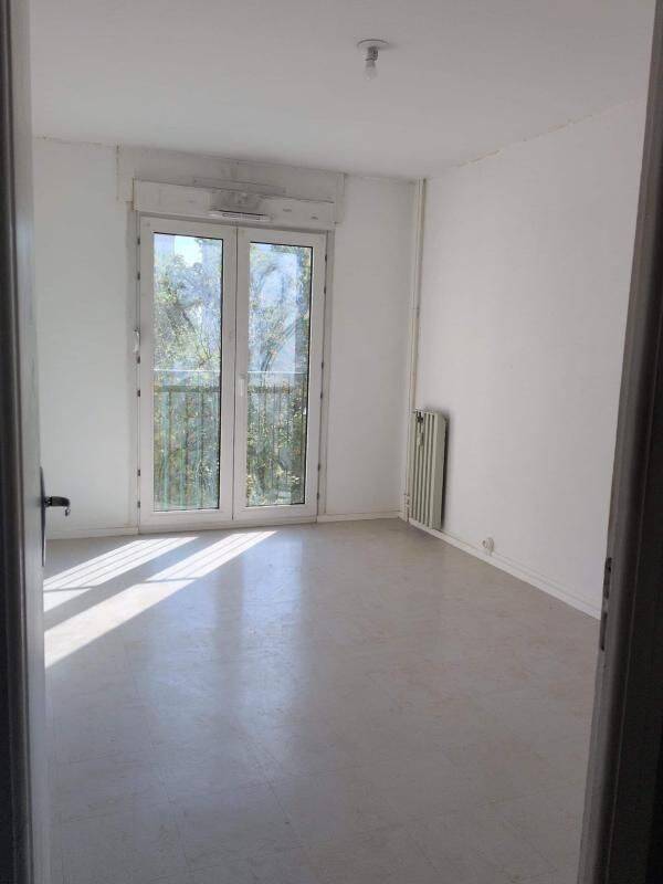 Appartement 3 pièces 69 m² · à Saint-André-les-Vergers · 69 m² · 647 €