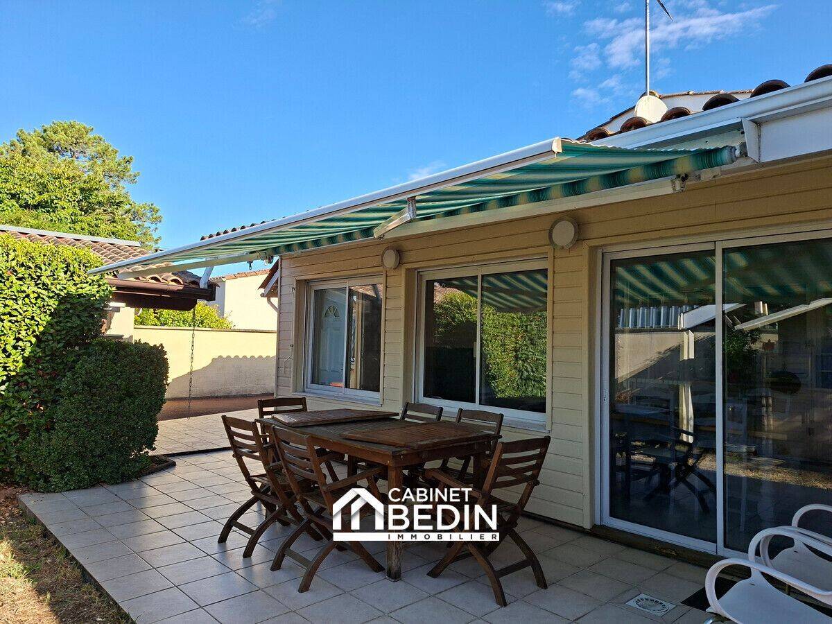 Maison 6 pièces 146 m² · à Le Taillan-Médoc · 146 m² · 390 000 €