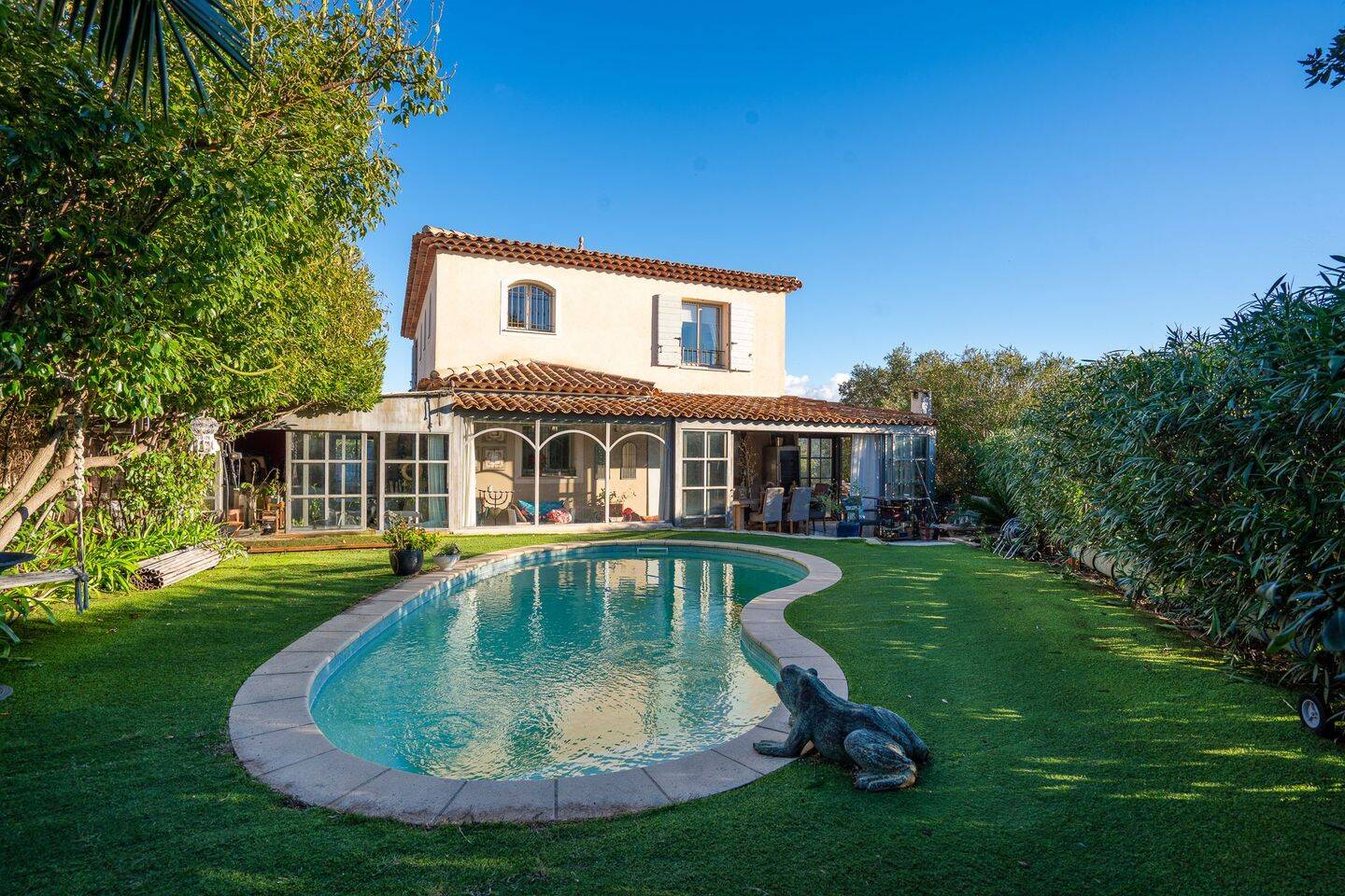Maison 6 pièces 200 m² · à Sainte-Maxime · 200 m² · 1 090 000 €