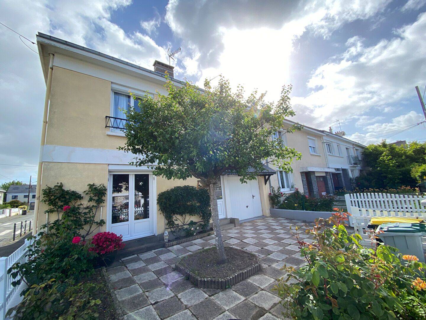Maison 5 pièces 89 m² · à Angers · 89 m² · 1 200 €