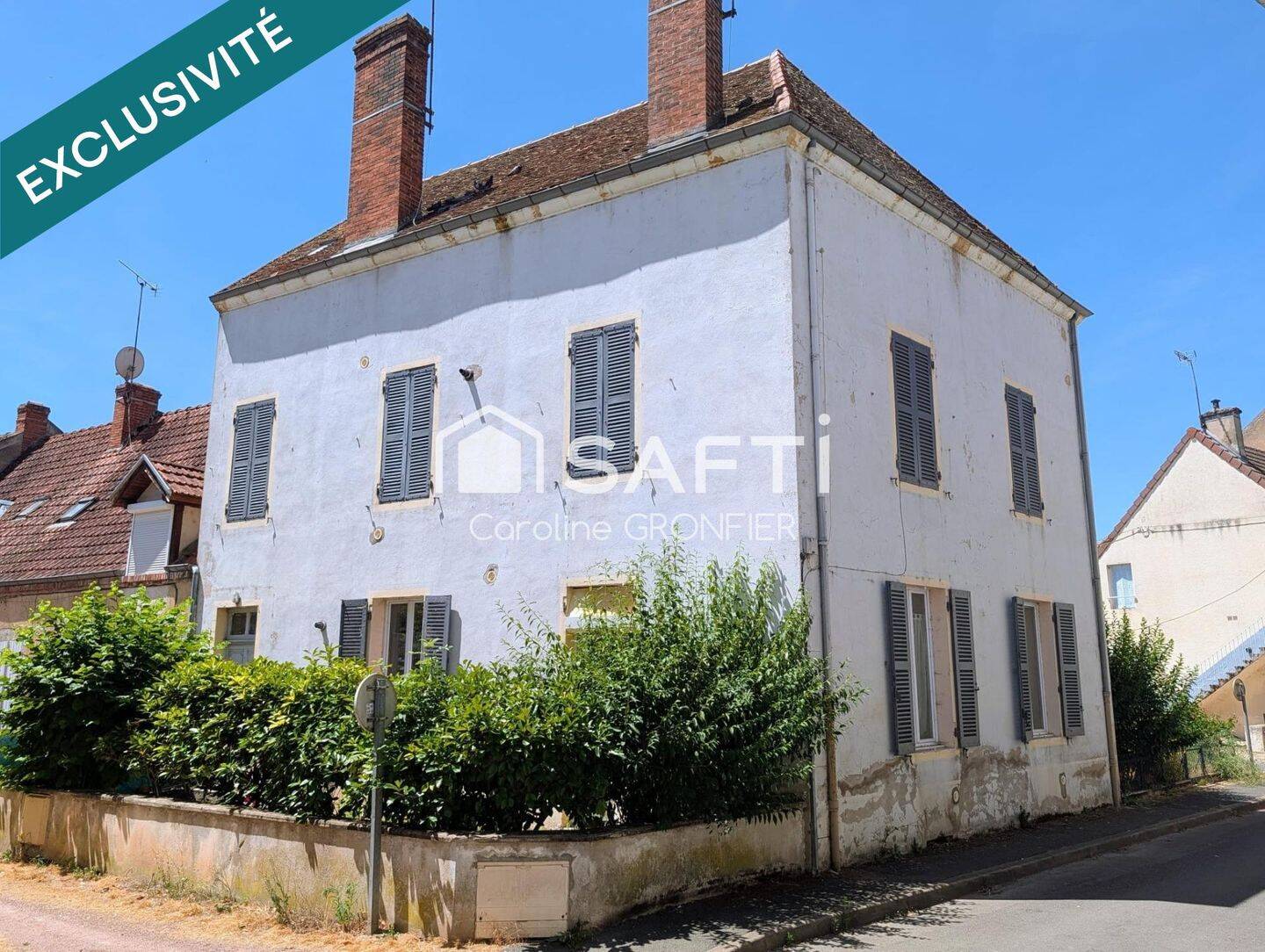 Maison 6 pièces 115 m² · à Genelard · 115 m² · 57 000 €