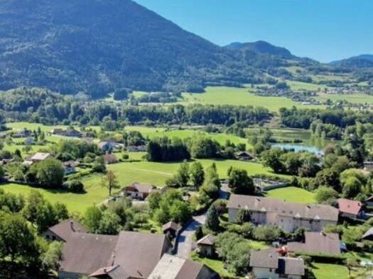 Maison à vendre 650 000 € 6 pièces 4 chambres 160 m² 790 m² de terrain Ville-en-Sallaz 74250