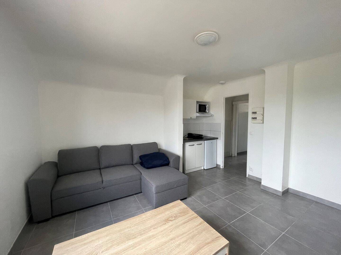 Appartement 1 pièce 25 m² · à Melun · 24,6 m² · 610 €