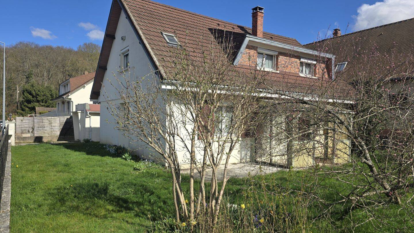 Maison 8 pièces 146 m² · à Limours · 146 m² · 324 000 €