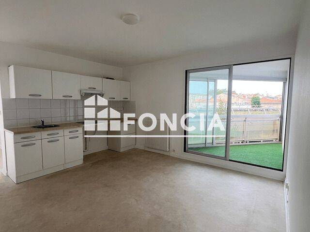 Appartement 1 pièce 30 m² · à Bordeaux · 30,3 m² · 756 €