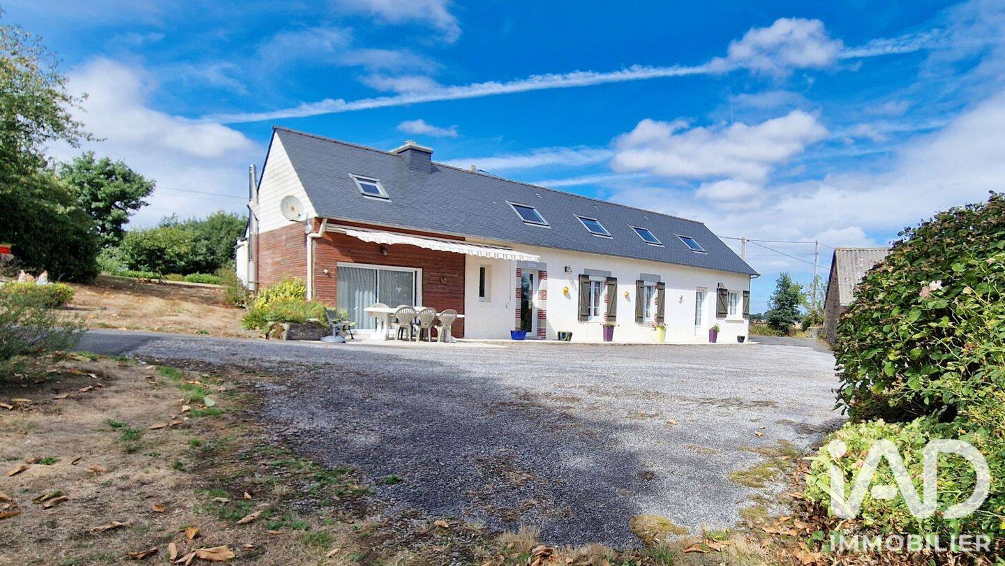 Maison 5 pièces 142 m² · à Saint-Hernin · 141,6 m² · 240 000 €