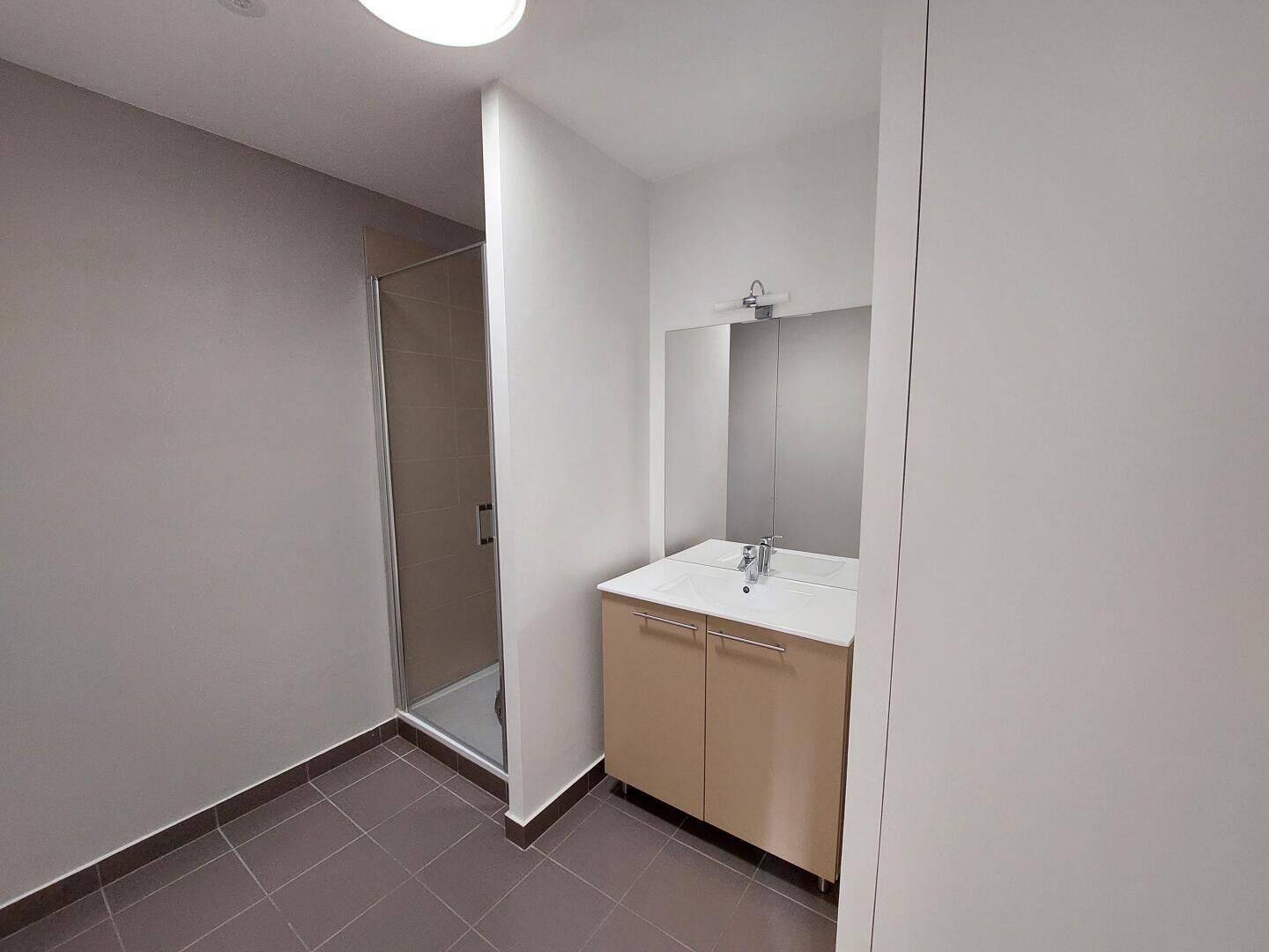 Appartement 1 pièce 31 m² · à Paris 9ème Arrondissement · 31 m² · 990 €