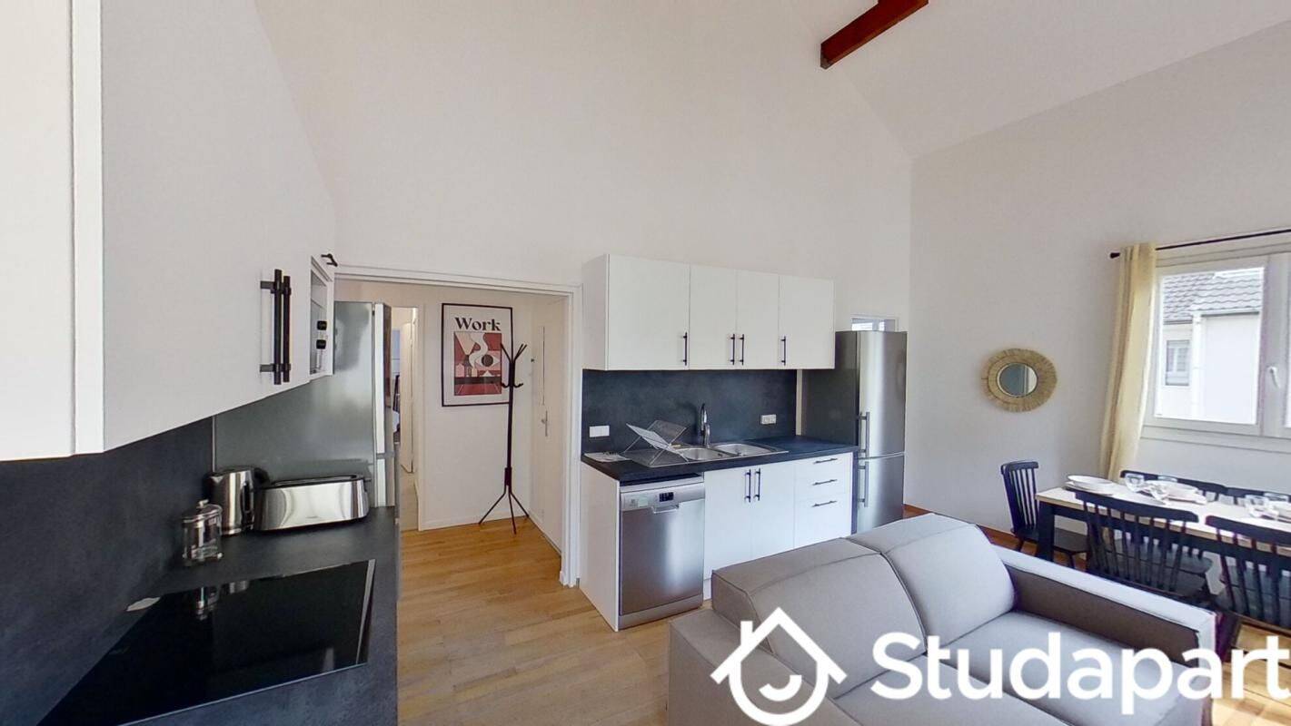 1 pièce 11 m² · à Gennevilliers · 11 m² · 715 €