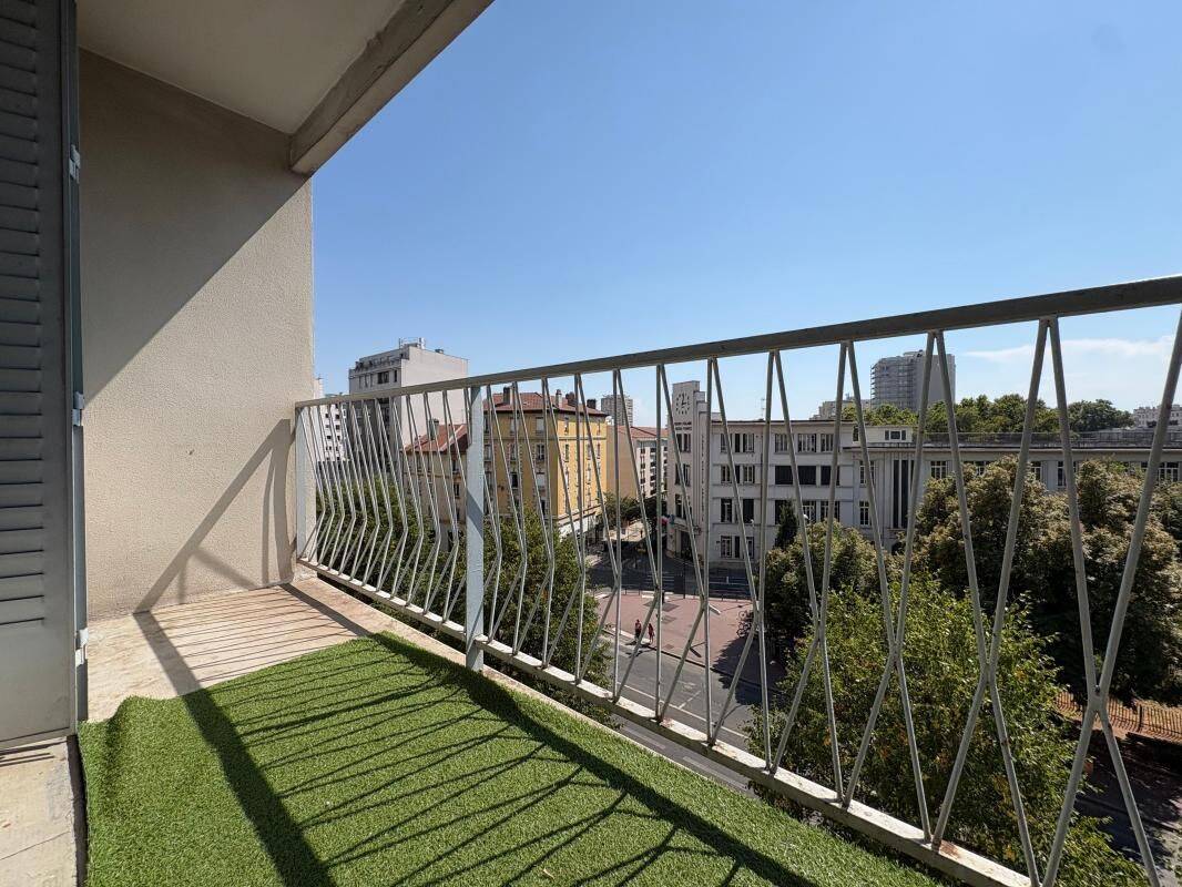 Appartement 3 pièces 57 m² · à Villeurbanne · 56,7 m² · 898 €