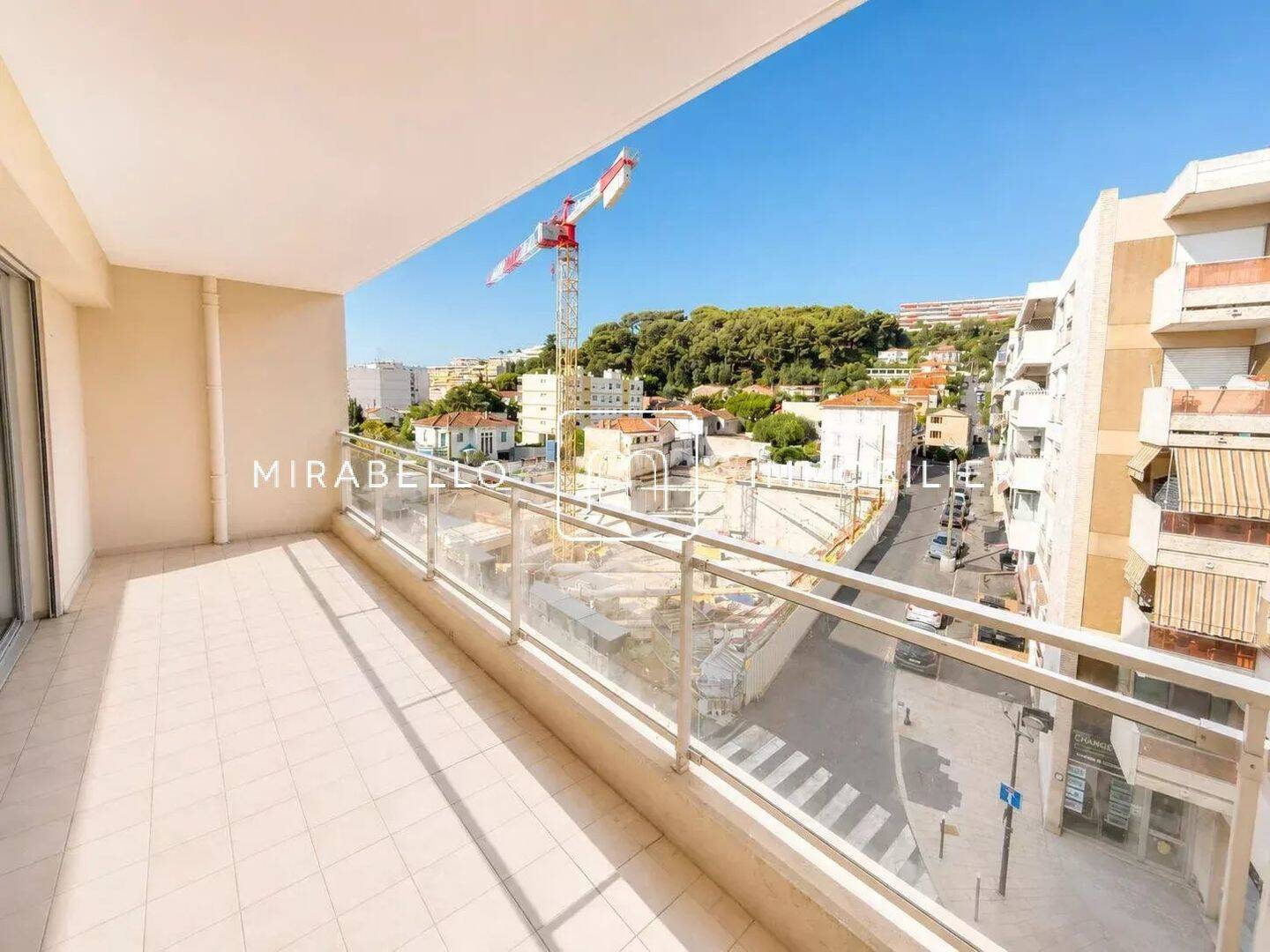 Appartement 3 pièces 80 m² · à Saint-Laurent-du-Var · 80 m² · 1 490 €/mois