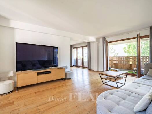 Appartement à vendre 1 190 000 € 5 pièces 4 chambres 122,8 m² Étage 3/4 Grenier–Point du Jour Boulogne-Billancourt 92100