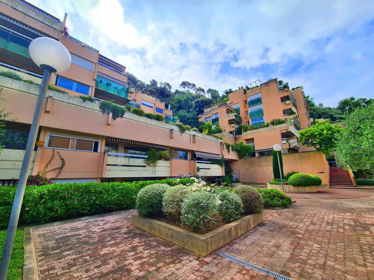Appartement 2 pièces 54 m² · à Nice · 53,9 m² · 930 €