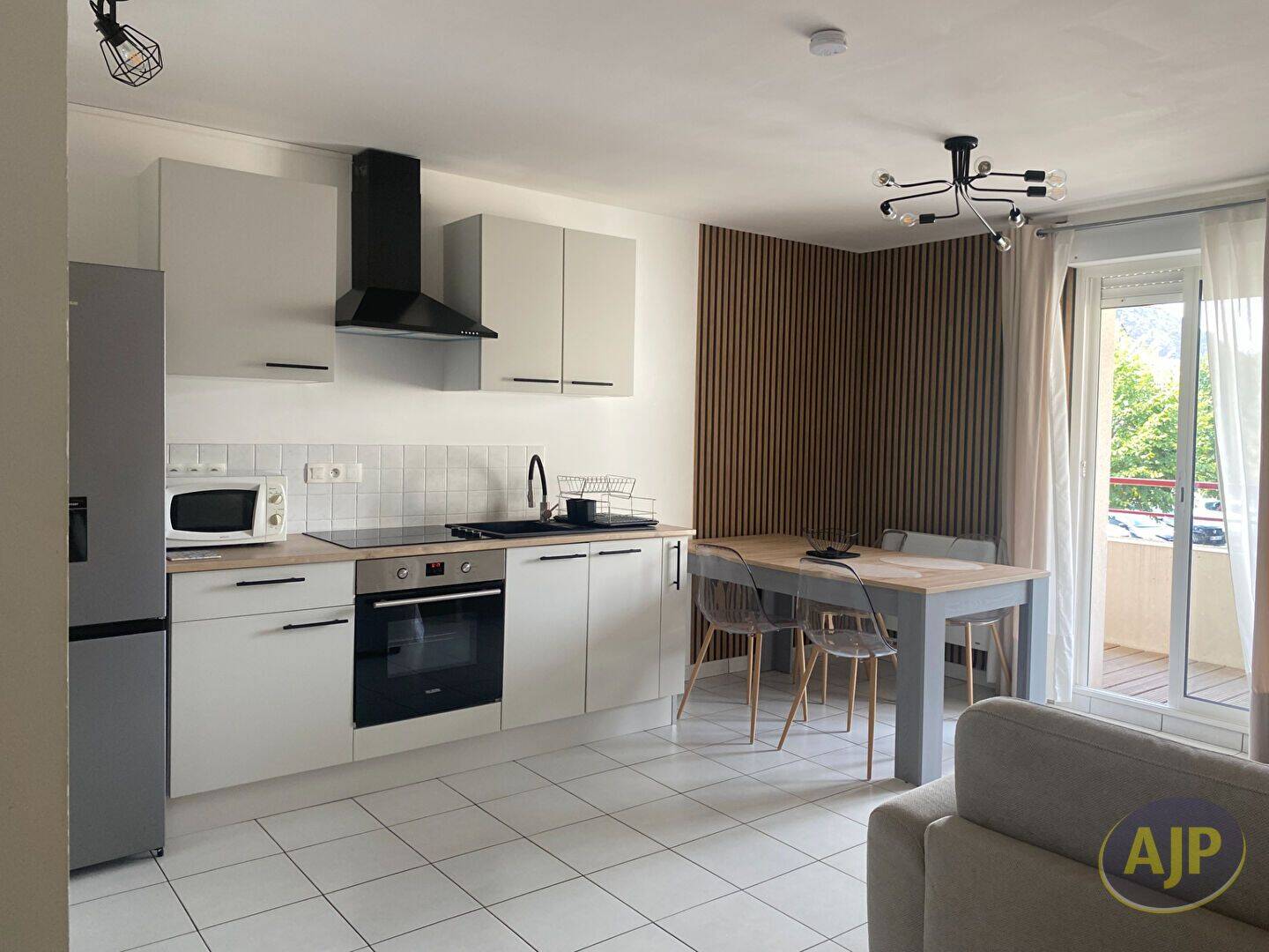 Appartement 2 pièces 46 m² · à Vallons-de-l'Erdre · 45,5 m² · 560 €/mois