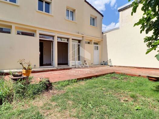 Maison à vendre 549 000 € 7 pièces 5 chambres 174 m² 246 m² de terrain Cochennec Péri Aubervilliers 93300