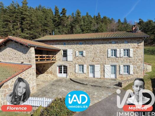 Maison à vendre 300 000 € 5 pièces 3 chambres 140 m² 4 425 m² de terrain Usson-en-Forez 42550