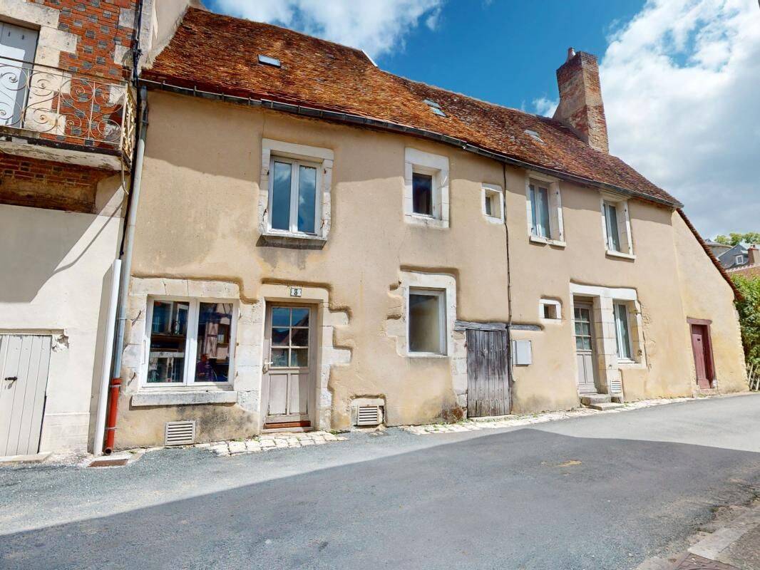 Maison 6 pièces 183 m² · à Sancerre · 183 m² · 72 000 €