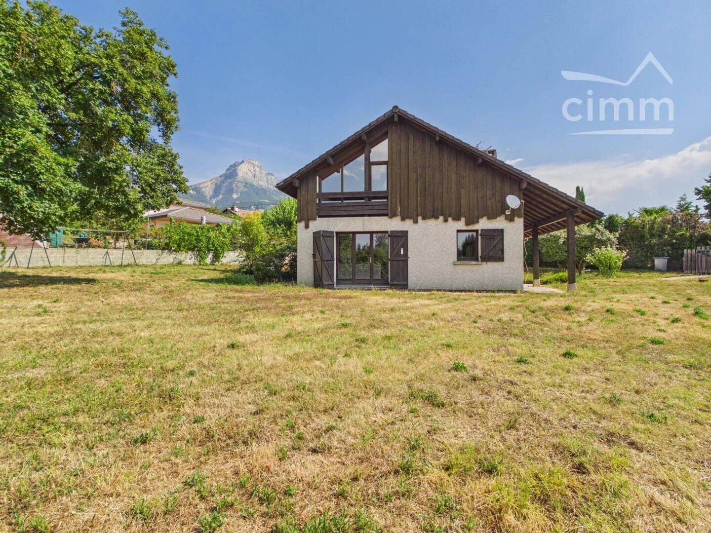 Maison 5 pièces 122 m² · à Saint-Nazaire-les-Eymes · 122,3 m² · 549 000 €