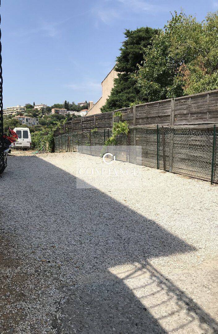4 PIECES VIDE EN RDJ REZ DE MAISON - TERRON NICE OUEST — 18