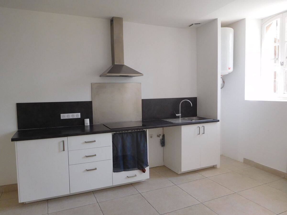Appartement 2 pièces 45 m² · à Puget-Ville · 45 m² · 640 €