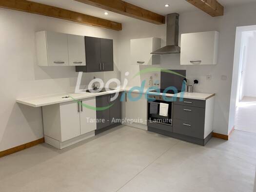 Appartement à louer 510 € 2 pièces 1 chambre 52,2 m² Étage 1/3 Tarare 69170