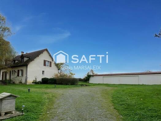 Maison à vendre 198 000 € 6 pièces 5 chambres 166 m² 25 723 m² de terrain Neuvy-Saint-Sépulchre 36230