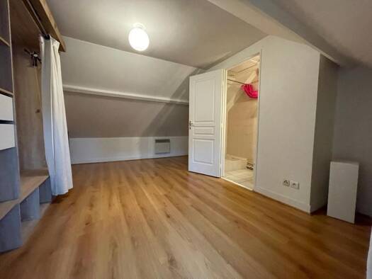 Appartement à louer 940 € 3 pièces 2 chambres 51 m² 1er étage Ouest Chambly 60230