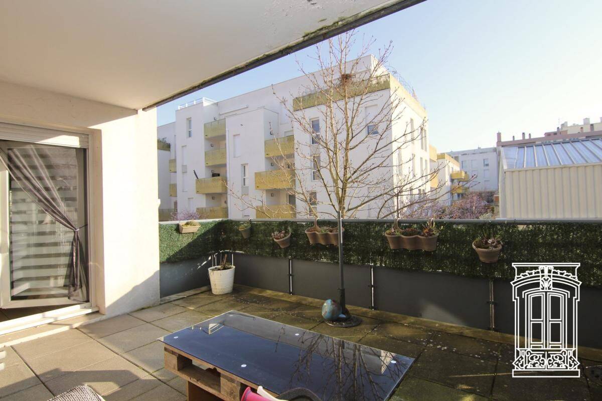 Appartement 3 pièces 59 m² · à Vénissieux · 59 m² · 170 000 €