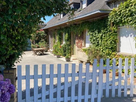 Maison à vendre 198 000 € 6 pièces 4 chambres 127 m² 16 232 m² de terrain Habitat Epars Loudéac 22600