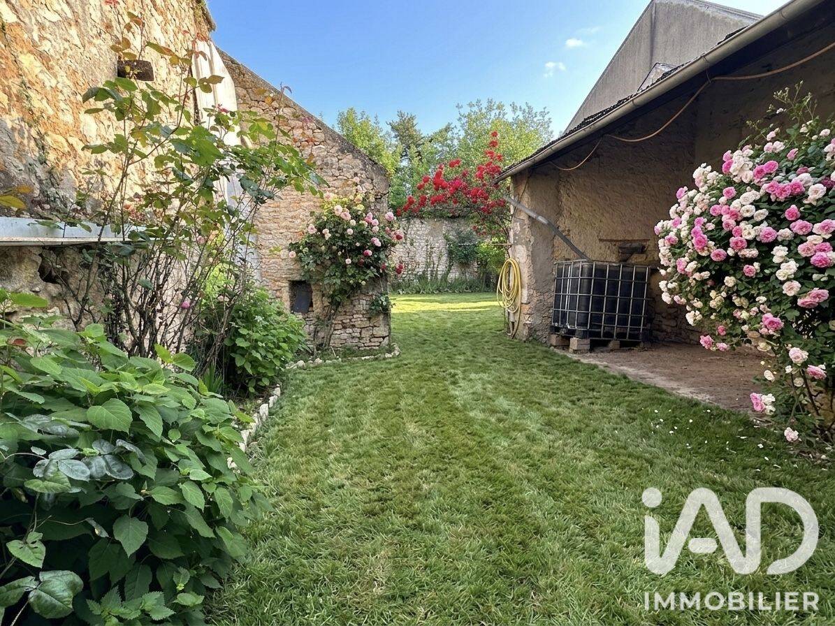 Maison 5 pièces 142 m² · à Saint-Gaultier · 142 m² · 99 990 €